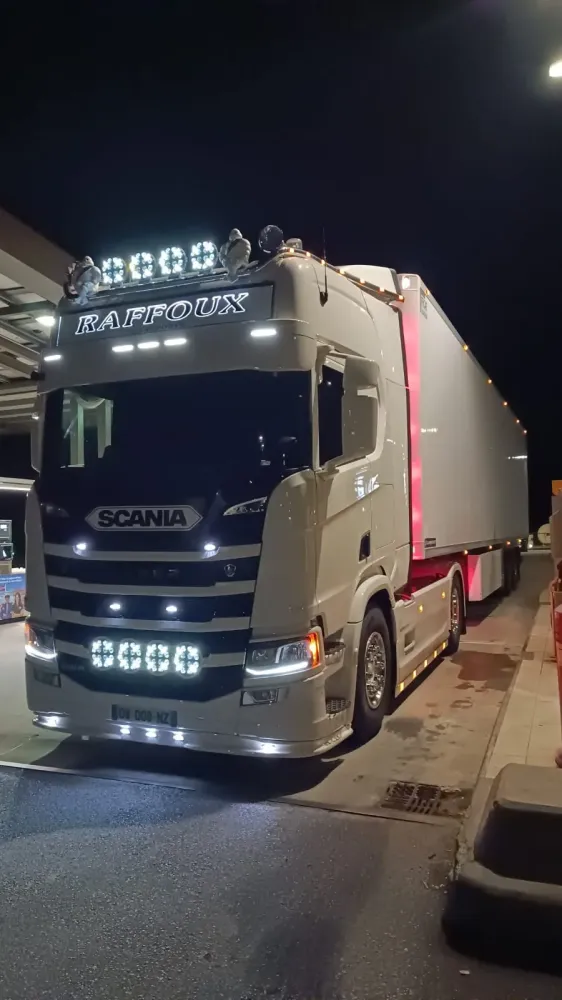camion-nuit